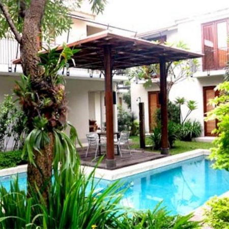Chic Quarter Hotel Jakarta Buitenkant foto