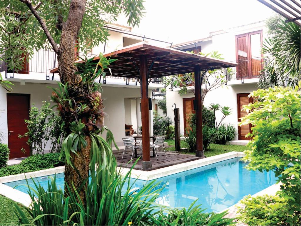 Chic Quarter Hotel Jakarta Buitenkant foto