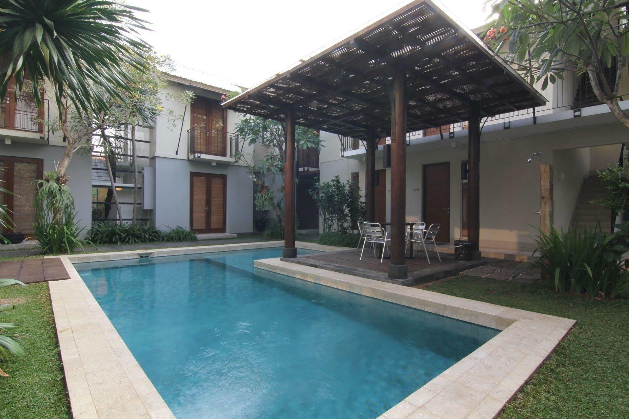 Chic Quarter Hotel Jakarta Buitenkant foto